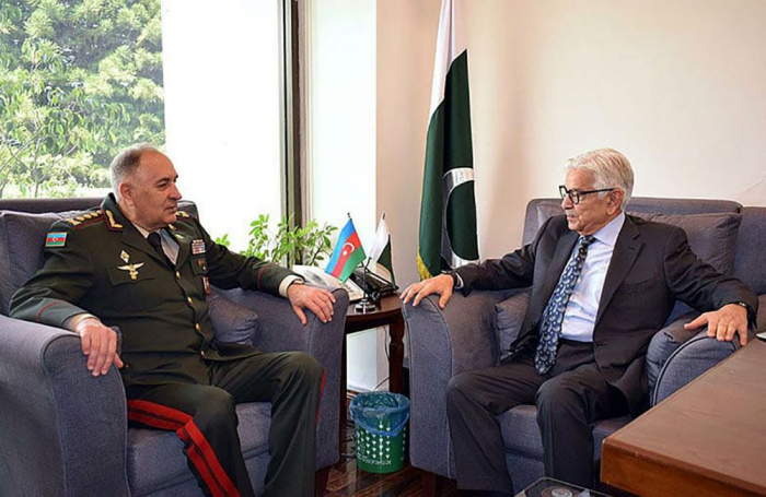   Chief of General Staff of Azerbaijan Army meets Federal Minister for Defense of Pakistan  