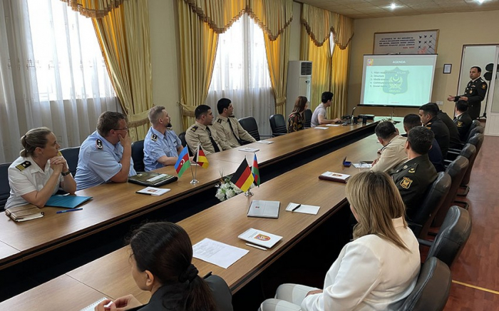 Azerbaijani and German military representatives hold working meeting 