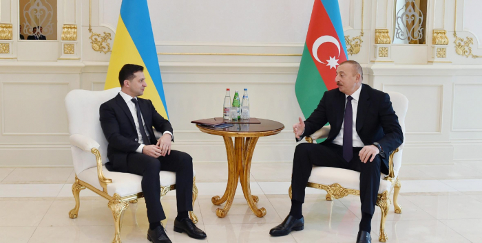     Zelensky felicitó a Ilham Aliyev  : "Nuestra posición no cambia"  