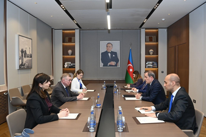   Aserbaidschanischer Außenminister trifft sich mit dem stellvertretenden UN-Generalsekretär  