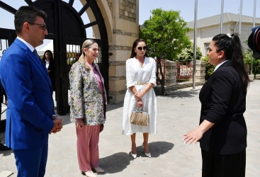   Las Primeras Damas de Azerbaiyán y Israel visitan el Complejo del Museo Arqueológico-Etnográfico "Gala”  