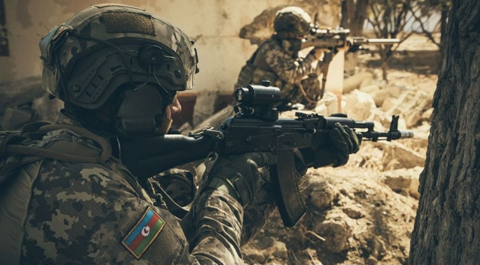   Qanunsuz erməni silahlı dəstələrinin fortifikasiya qurğuları quraşdırmasının qarşısı alınıb  
   