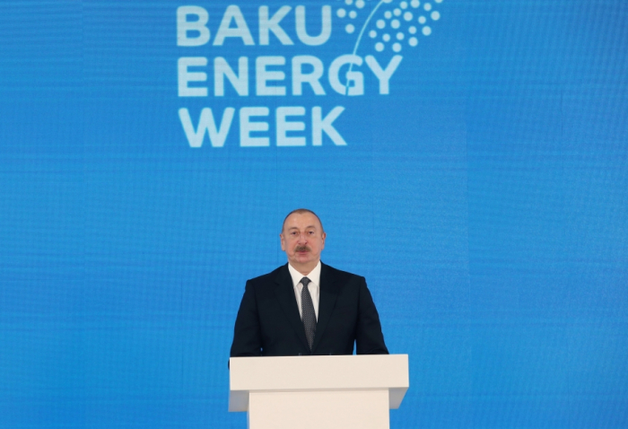     Präsident:   Wir sind sehr stolz darauf, dass hochrangige Beamte der Europäischen Union Aserbaidschan als zuverlässigen Partner bezeichnet haben  