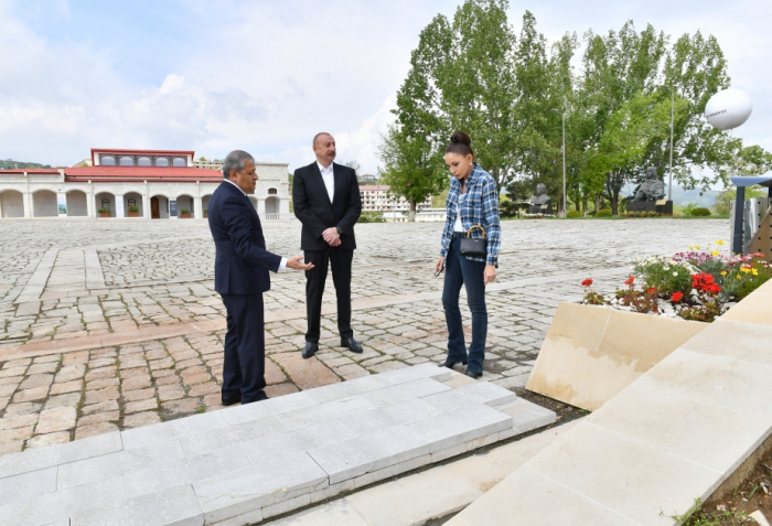 Azerbaijani President and First Lady examine works to be carried out outside administrative building of Special Representative Office in Shusha