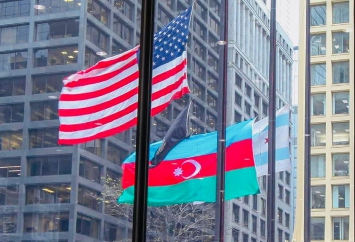 Azerbaijani flag raised in center of Chicago