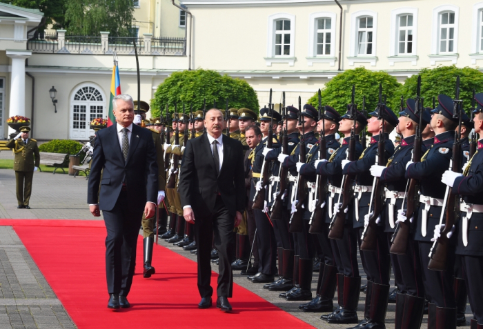  Official welcome ceremony held for President Ilham Aliyev in Vilnius 