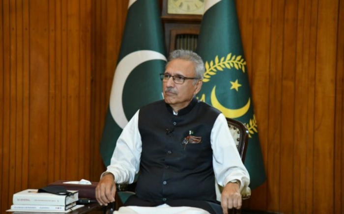  Arif Alvi: "Pakistán apoyó con orgullo a Azerbaiyán durante los ejercicios" 