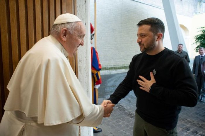  Papa Zelenskini qəbul edib 