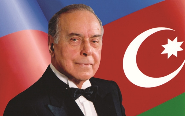     Hoy se celebra el 100 aniversario del nacimiento del líder nacional Heydar Aliyev    