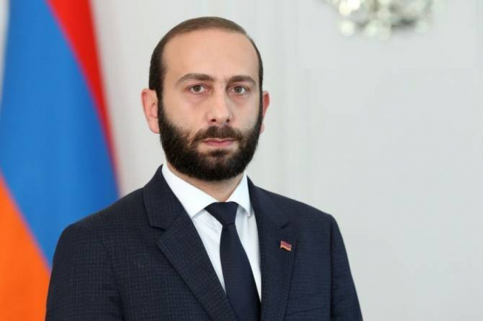    "Azərbaycan və Ermənistan sülh müqaviləsinin iki maddəsini razılaşdırıb" -    Mirzoyan      