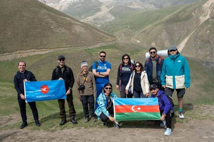  Employees of "Azerlotereya" OJSC march to "Heydar Peak" - PHOTOS