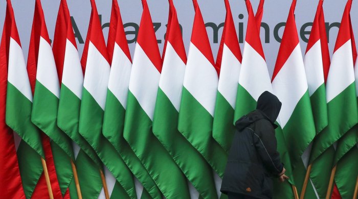  Macarıstanda fövqəladə vəziyyətin müddəti uzadıldı 