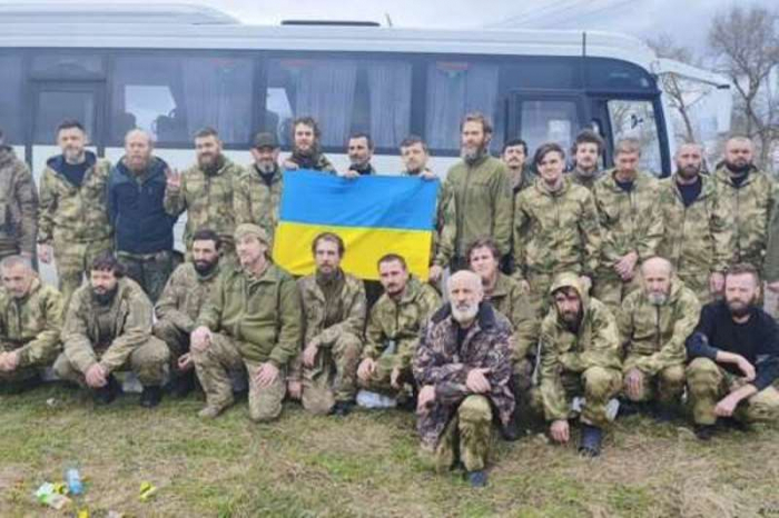    Ukrayna 106 əsir əsgərini geri qaytardı   