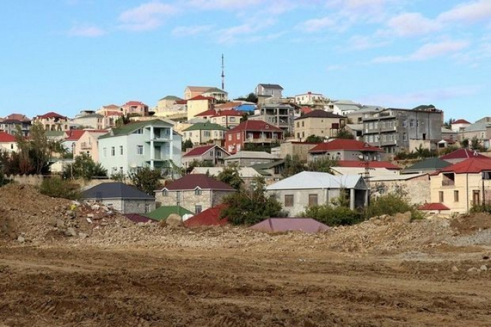Özbaşına fərdi ev tikənlərin cəriməsi artırılır Özbaşına fərdi ev tikənlərin cəriməsi artırılır