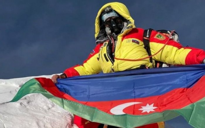    Azərbaycanlı alpinist Makalu zirvəsində -    FOTOLAR      