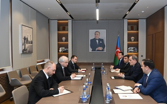    Ceyhun Bayramov xüsusi nümayəndəni qəbul edib    