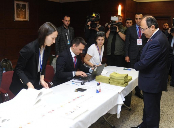  Polling station set up at Turkish Embassy in Baku amid elections in Türkiye  