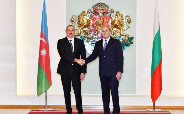  Präsident Bulgariens gratulierte dem Leader Aserbaidschans 