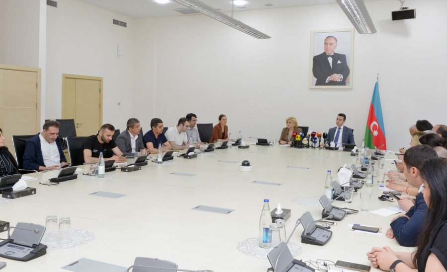 Heydər Əliyevin Azərbaycan iqtisadiyyatında rolu barədə seminar