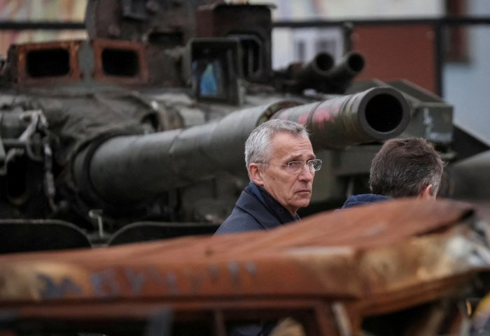   NATO müdafiə nazirləri Kiyevə qırıcı verilməsini müzakirə edəcək   