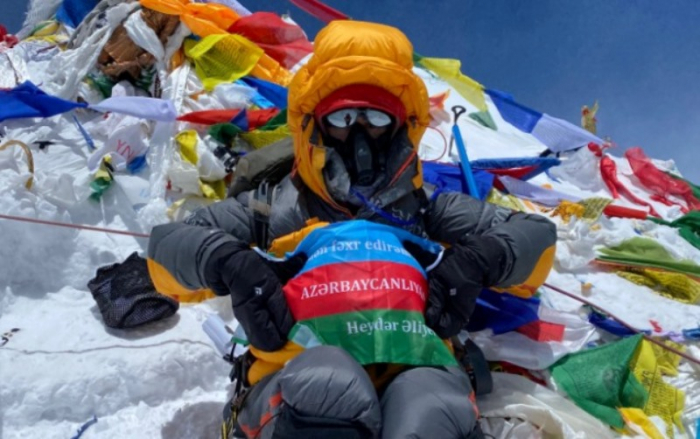    Everest zirvəsinə çıxan ilk azərbaycanlı -    FOTOLAR     