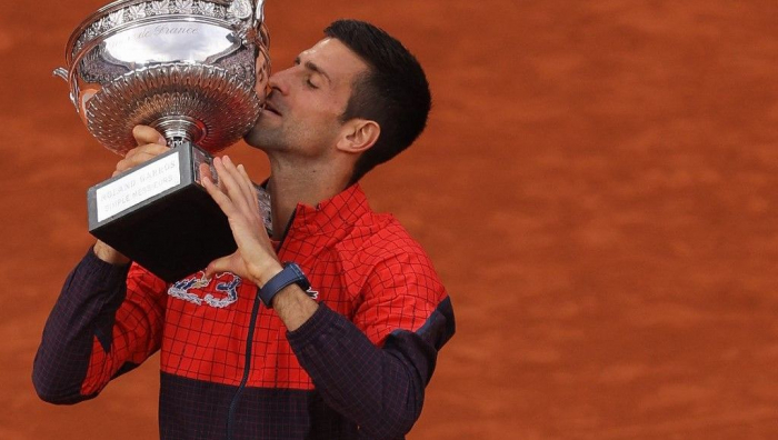 Tennis : Djokovic bat Ruud et remporte le titre du simple messieurs de Roland-Garros