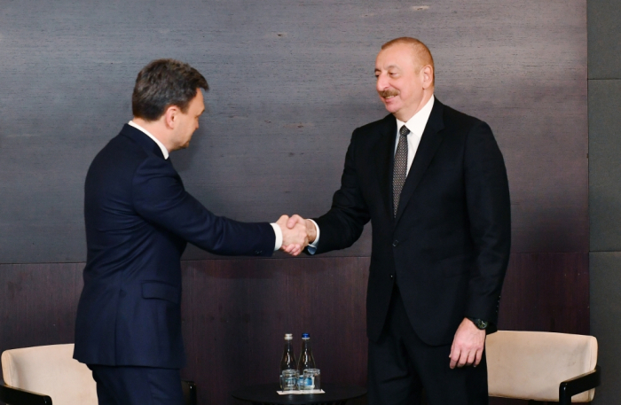   Le président azerbaïdjanais rencontre le Premier ministre moldave à Chisinau  