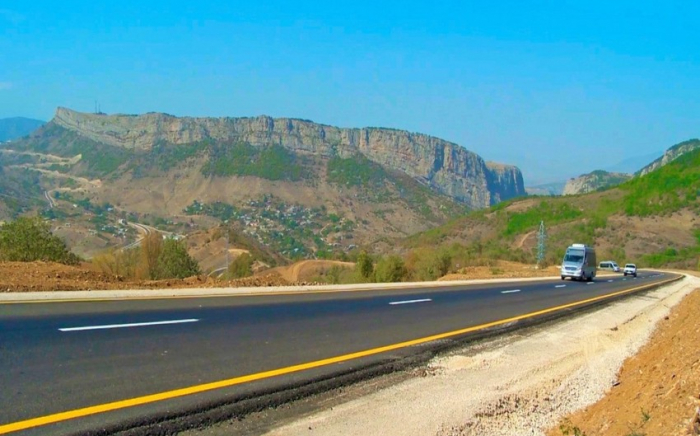   „Mit der Eröffnung des Zangezur-Korridors wird die Entfernung zwischen der Türkei und Aserbaidschan 38 Kilometer betragen.“  