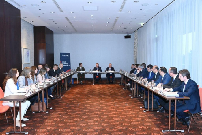   Le chef de la diplomatie azerbaïdjanaise participe aux tables rondes organisées par le think tank Globsec  