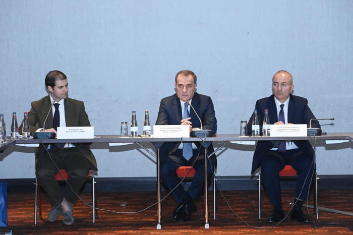 Azerbaijani FM takes part in a roundtable during his visit to Slovakia