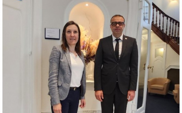  Jafar Huseynzade traf sich mit dem Generalsekretär der NATO PV 