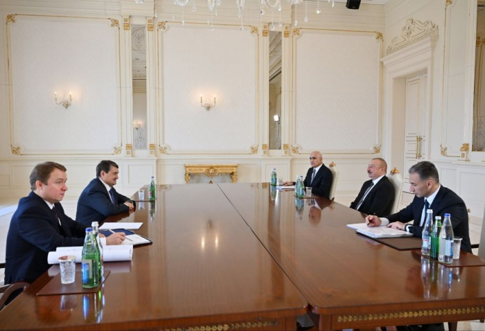 President Ilham Aliyev receives Assistant to Russia