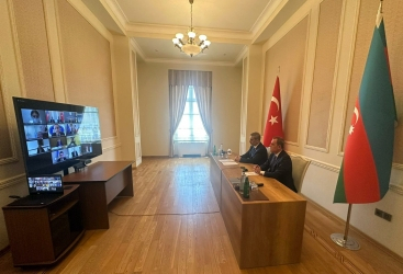 Los Cancilleres de Azerbaiyán y Türkiye participaron en la reunión del Consejo de Ministros de Asuntos Exteriores de la BSEC a través de videoconferencia