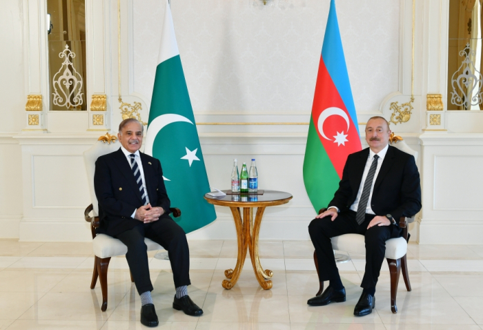 Entretien en tête-à-tête entre Ilham Aliyev et Shehbaz Sharif 