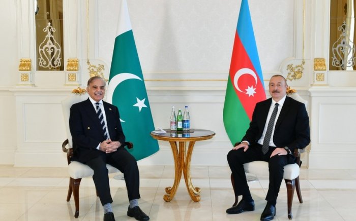    İlham Əliyevin Pakistanın Baş naziri ilə təkbətək görüşü olub   