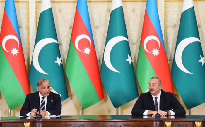       Şahbaz Şərif:    "Azərbaycanın Qarabağ üzərində hüququnu hər zaman birmənalı şəkildə dəstəkləmişik"  
   