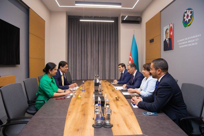 Azerbaijan exchanges views over cooperation opportunities with Tech Mahindra company