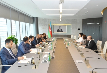 Azerbaiyán y el BAsD estudian las prioridades de desarrollo socioeconómico