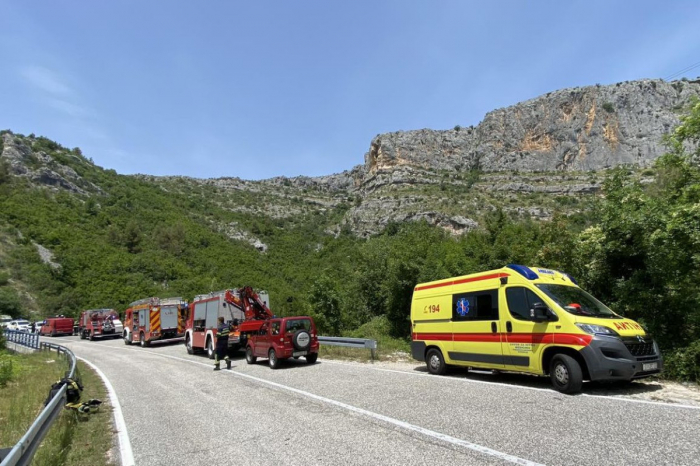 Xorvatiyada hərbi helikopter qəzaya uğrayıb, azı 2 nəfər ölüb  
