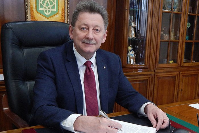 Zelenski Belarusdakı səfiri geri çağırıb