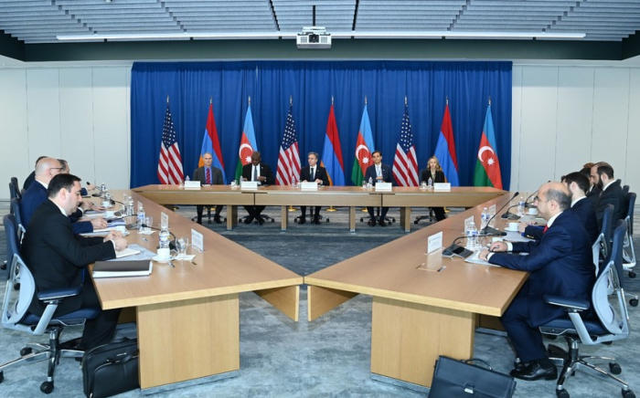  Trilateral meeting of Azerbaijani, Armenian FMs and US Secretary of State kicks off 