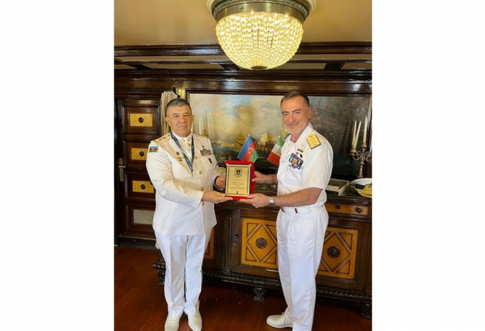   Azerbaijan, Italy discuss prospects for development of military cooperation  