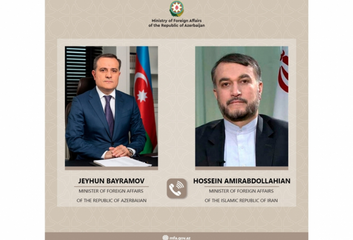 Azerbaijani, Iranian foreign ministers hold phone talks