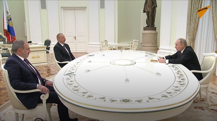    Qarabağda müharibə necə dayandırıldı?:    Paşinyanın Putinə 60 zəngi        