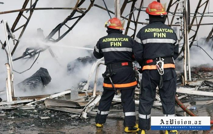    Bakıda binada yanğın:    8 nəfər təxliyə edildi      