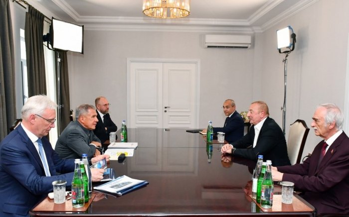    İlham Əliyev Rüstəm Minnixanovla görüşüb   