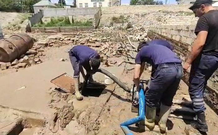Yeni Gəncə qəsəbəsində bəzi əraziləri su basıb -    VİDEO   