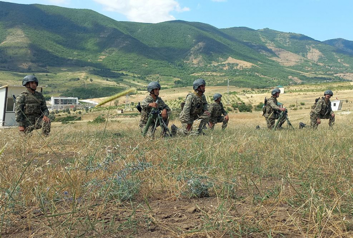 Azerbaijan reservists conclude their training session