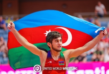 Azerbaijan’s Elmir Aliyev claims U-20 European wrestling crown