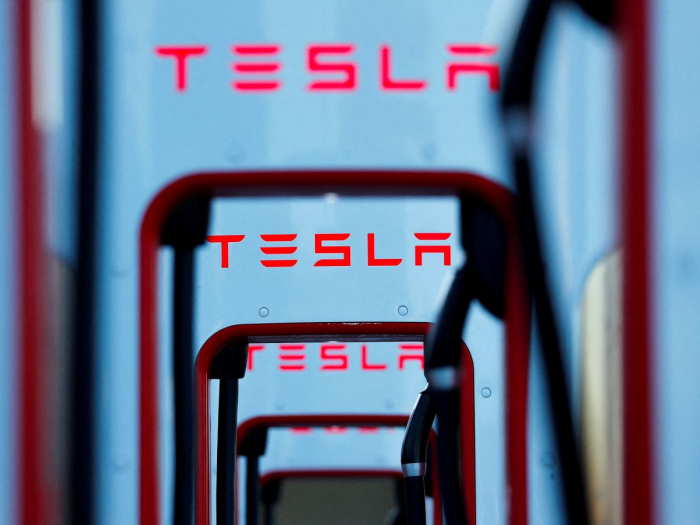 Tesla: Musk envisage d